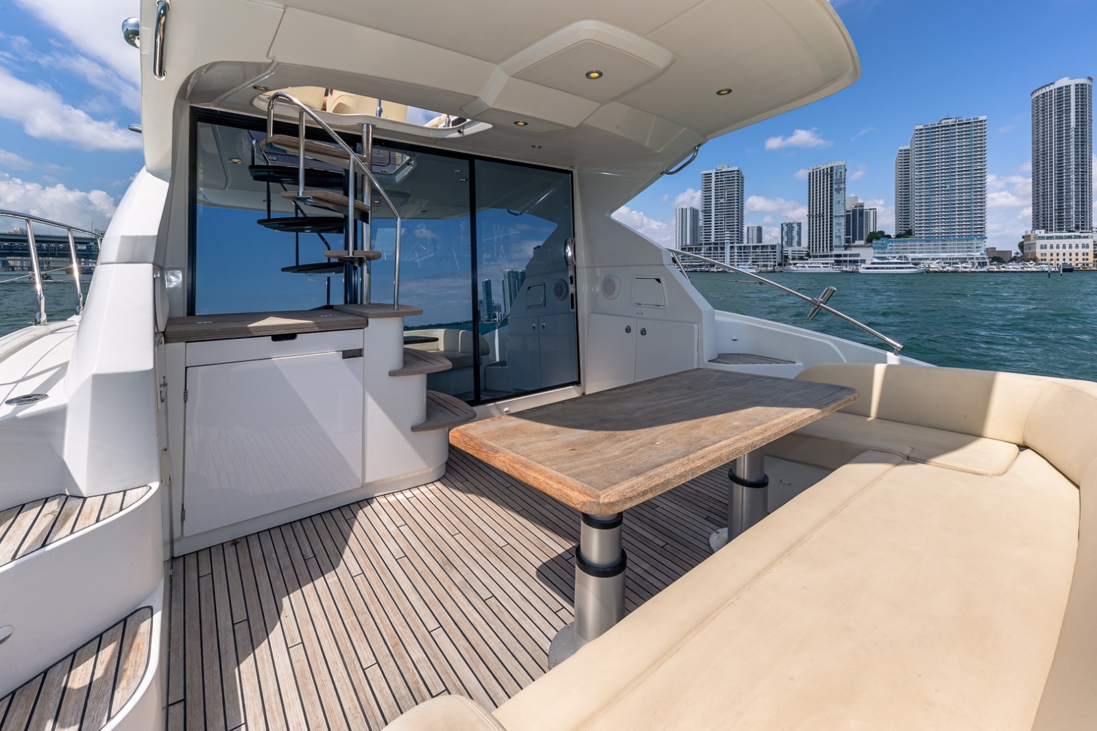 52' Beneteau yacht charter Miami photo 5