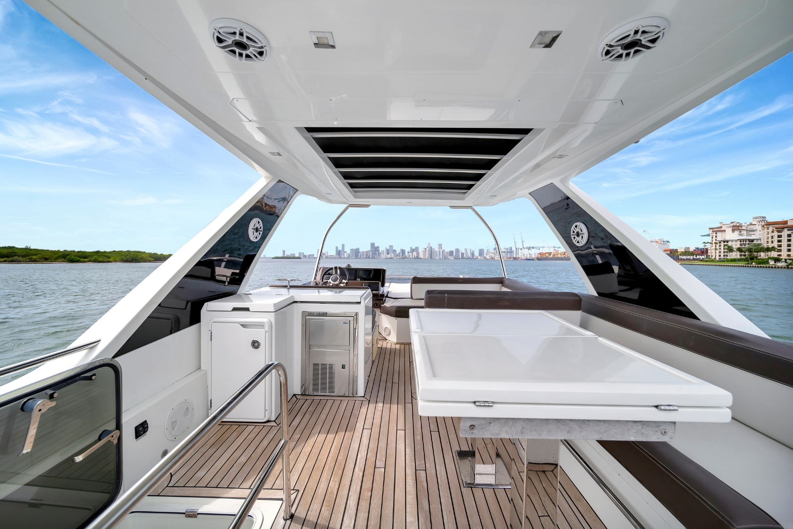 53' Galeon yacht charter Miami photo 6