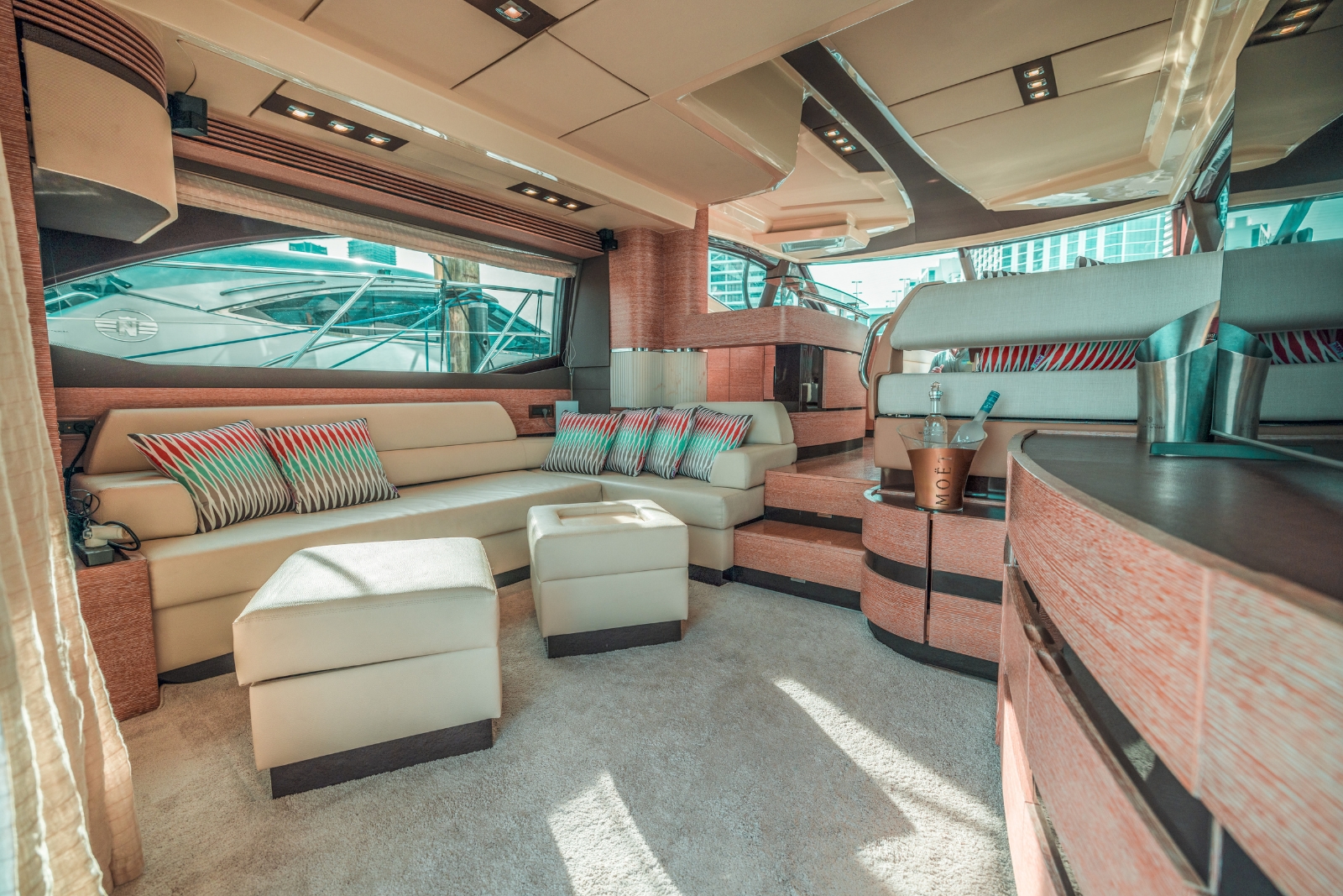 55' Azimut Fly yacht charter Miami photo 3