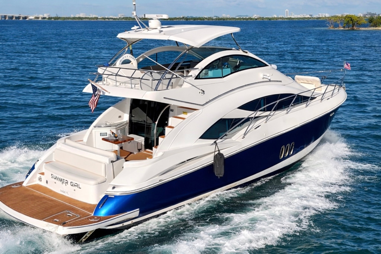 55' Cruiser yacht charter Miami photo 2