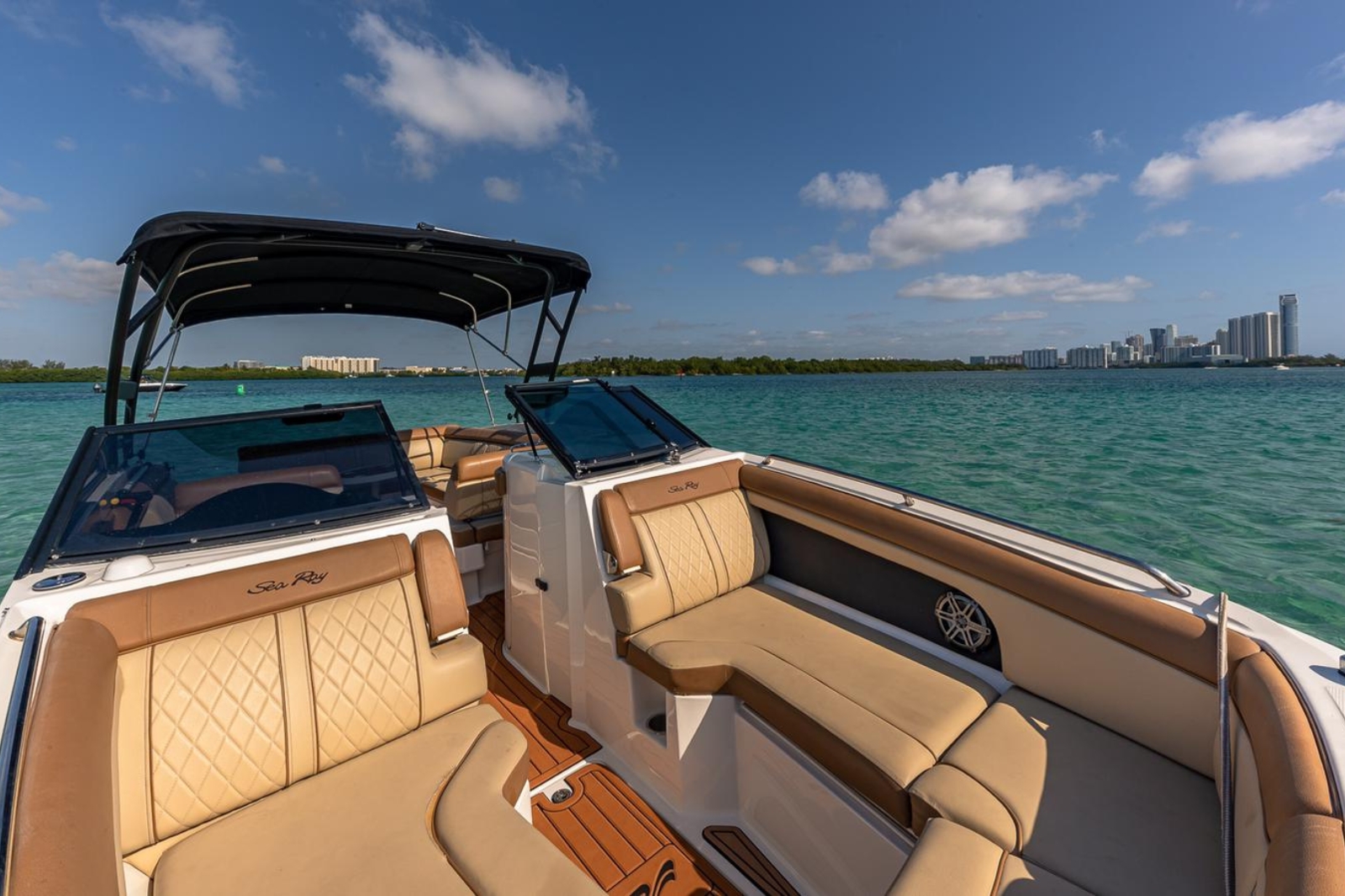 29' Sea Ray yacht charter Miami photo 4