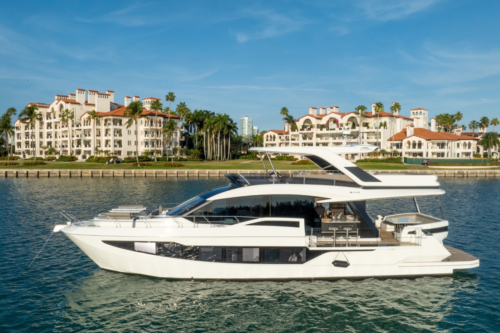 68' Galeon 2025 yacht charter Miami photo 2