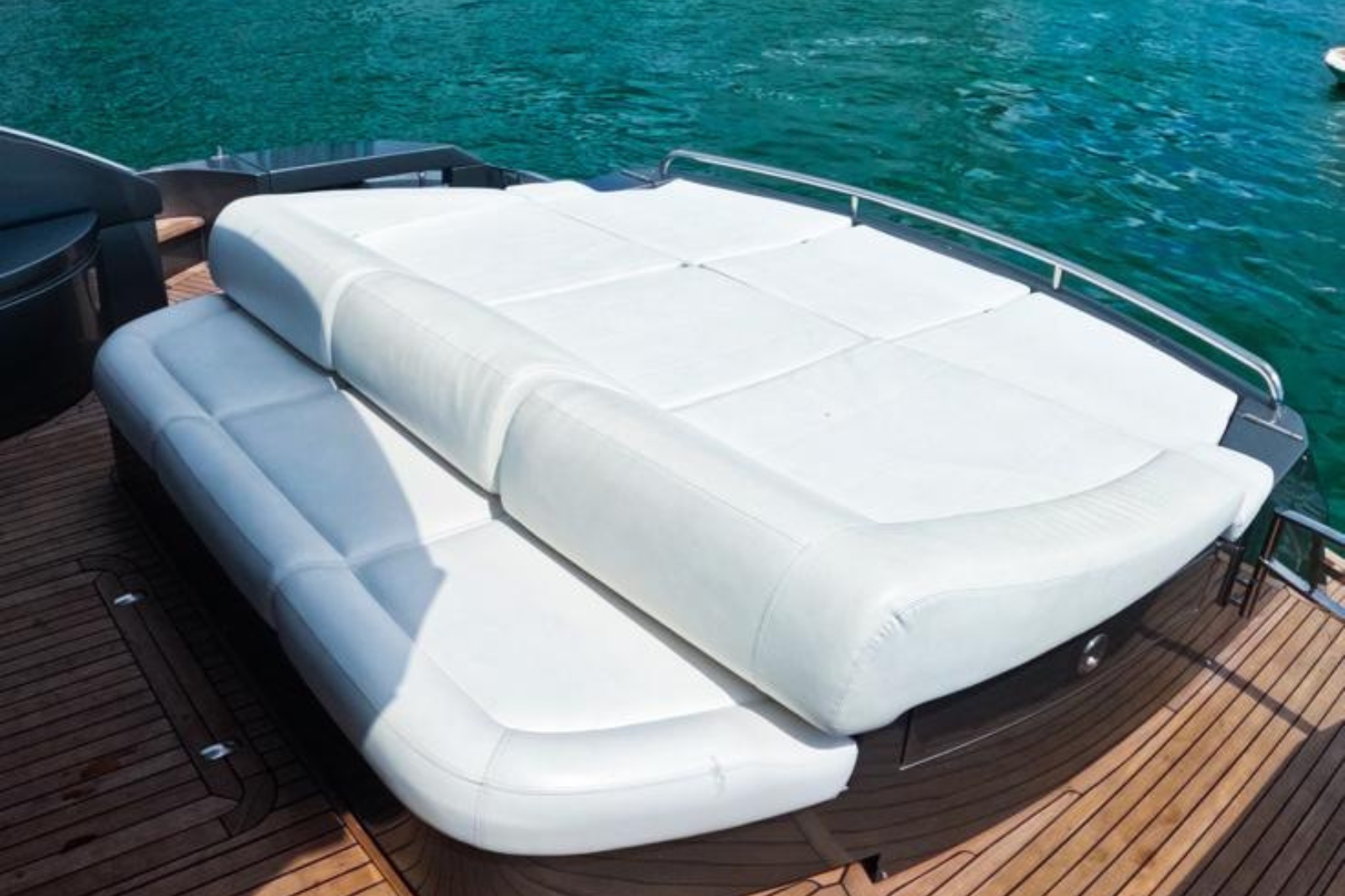 64' Pershing yacht charter Miami photo 3