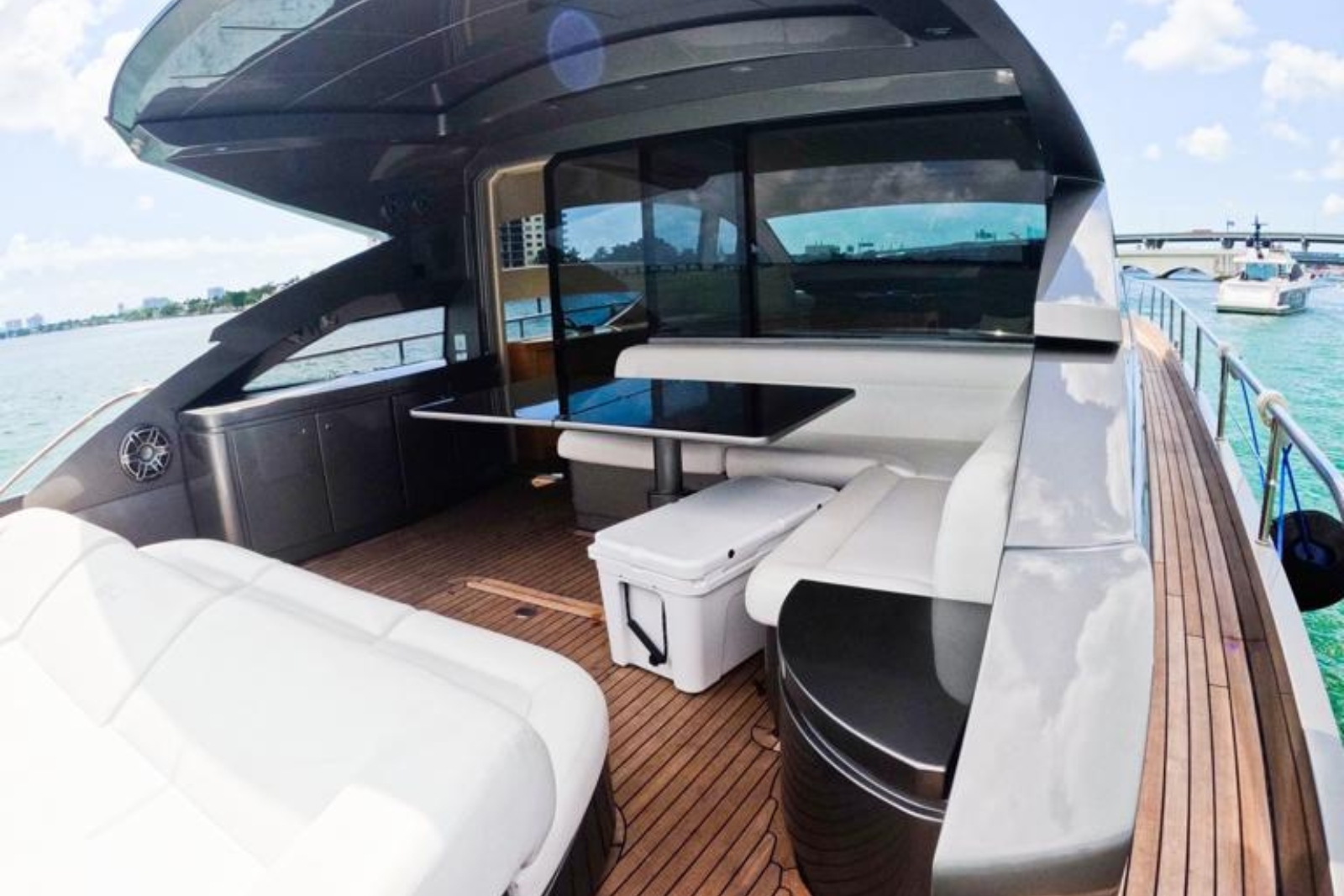 64' Pershing yacht charter Miami photo 5
