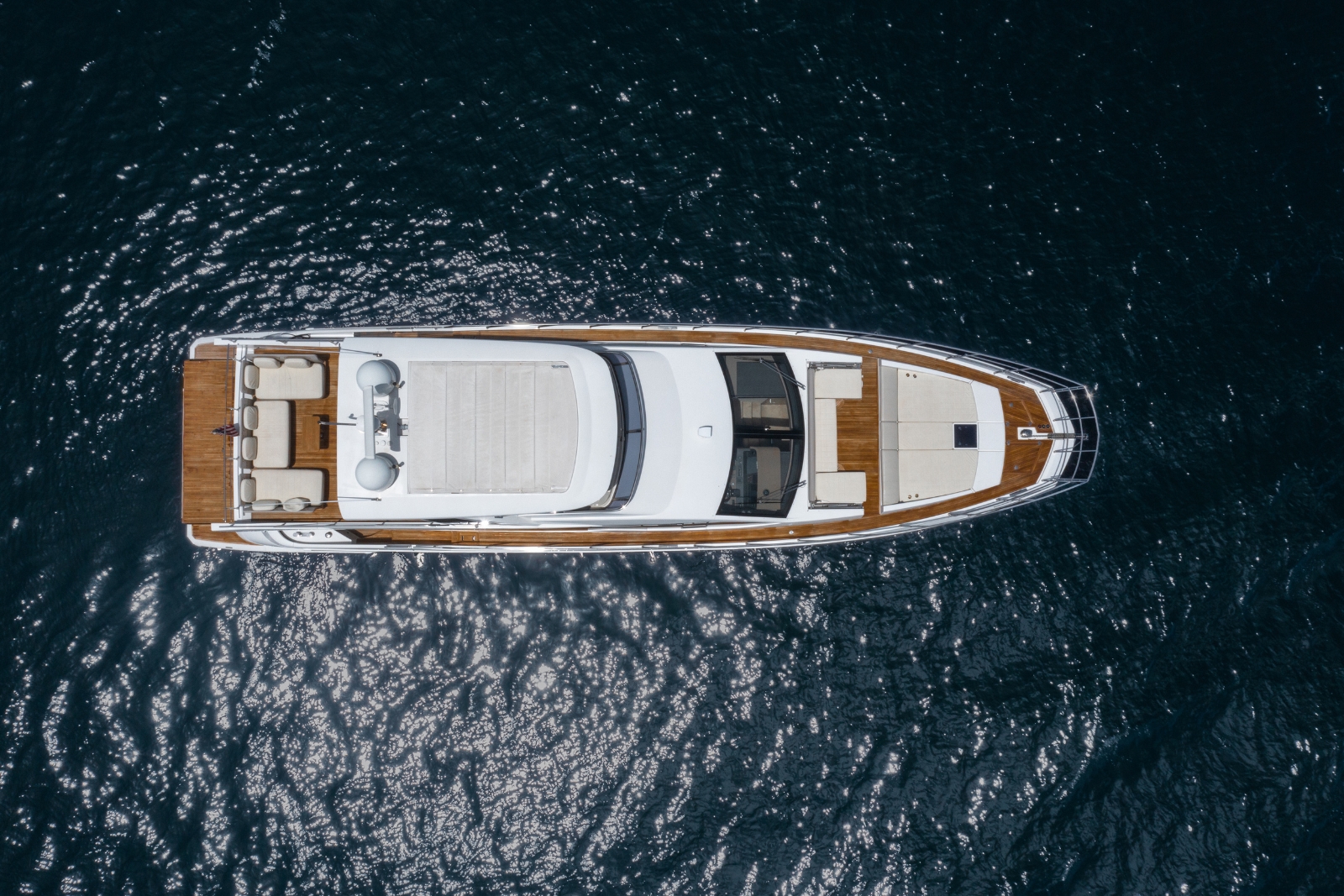 70' Azimut 2016 yacht charter Miami photo 4