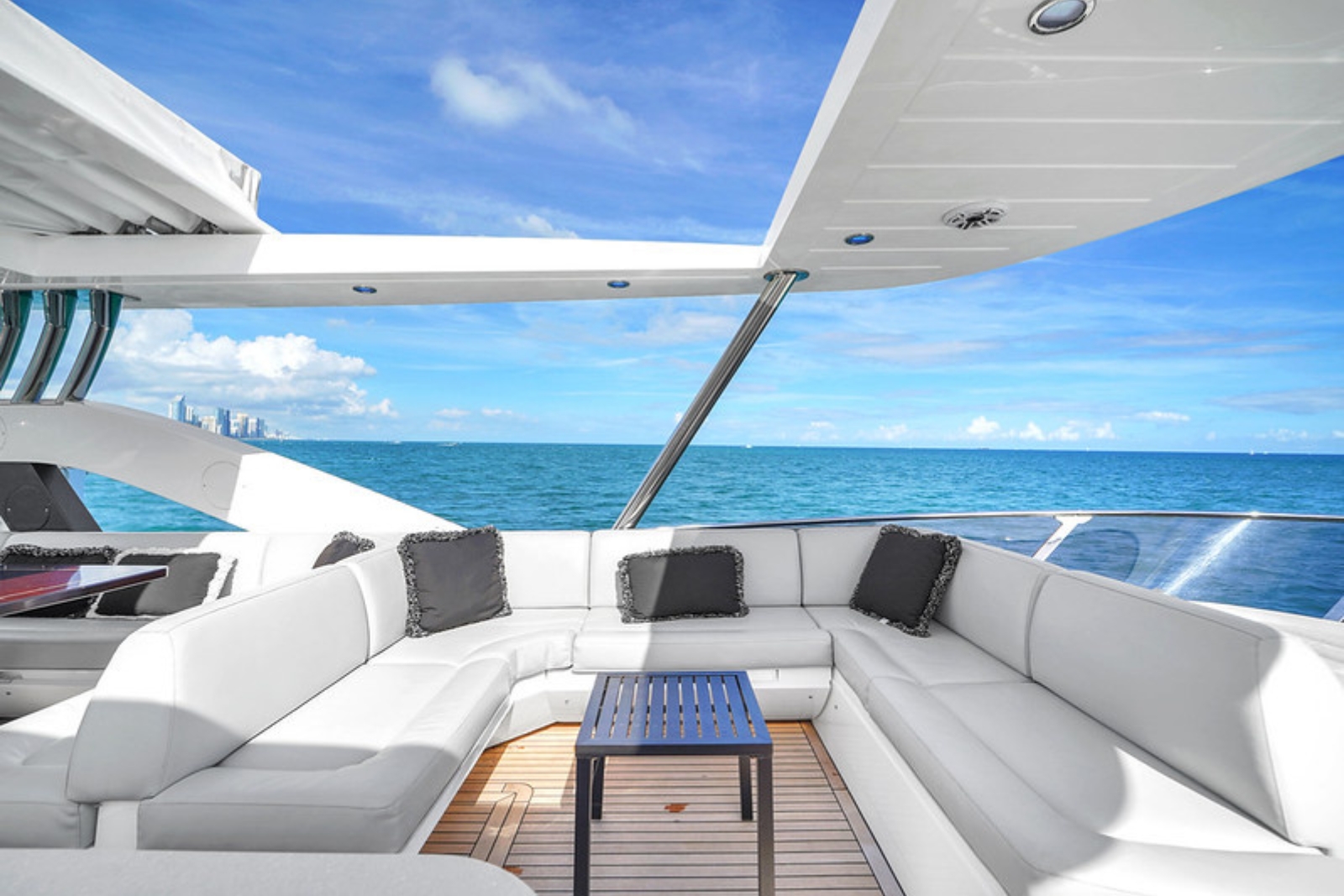 76' Sunseeker yacht charter Miami photo 5