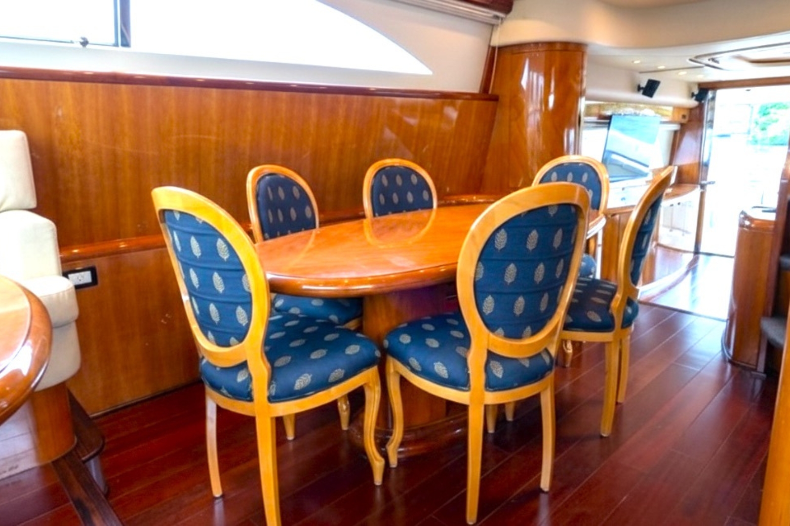 80' Uniese yacht charter Miami photo 8