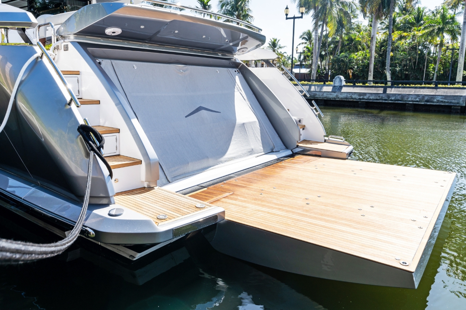 85' Azimut S8 2025 yacht charter Miami photo 7