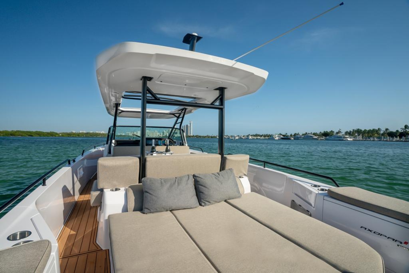 38' Axopar yacht charter Miami photo 5