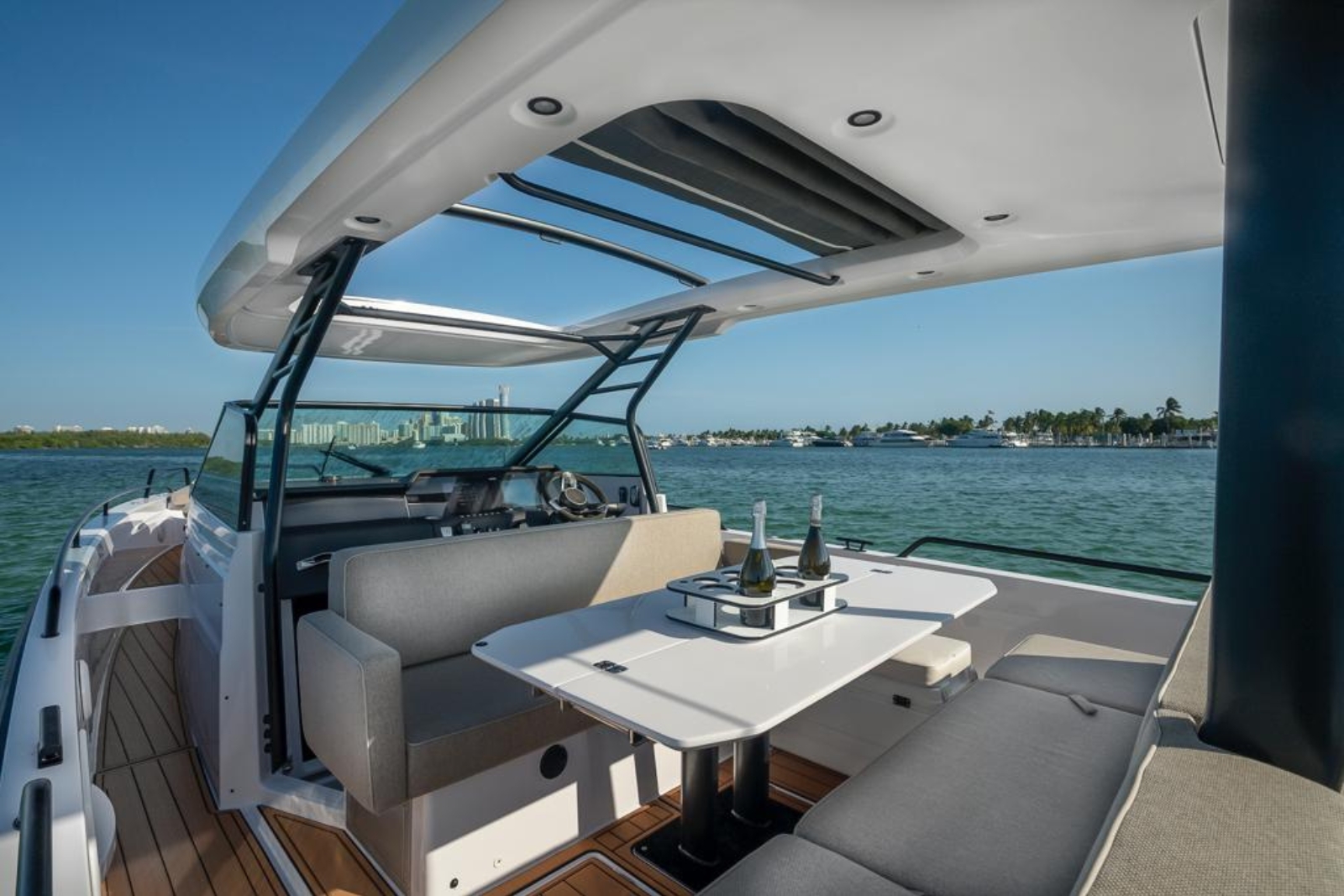 38' Axopar yacht charter Miami photo 6