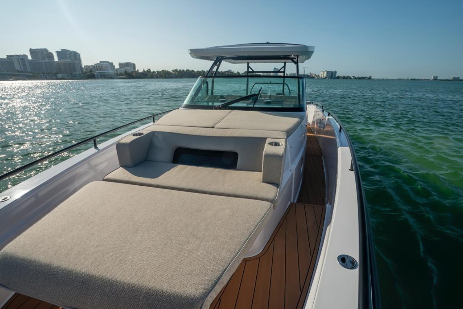38' Axopar yacht charter Miami photo 8