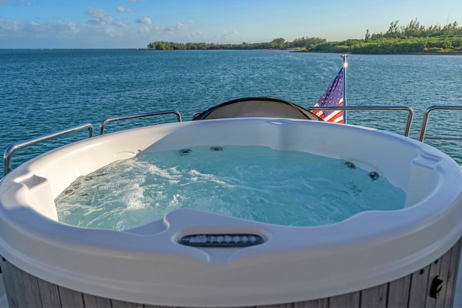 90' Azimut A yacht charter Miami photo 3