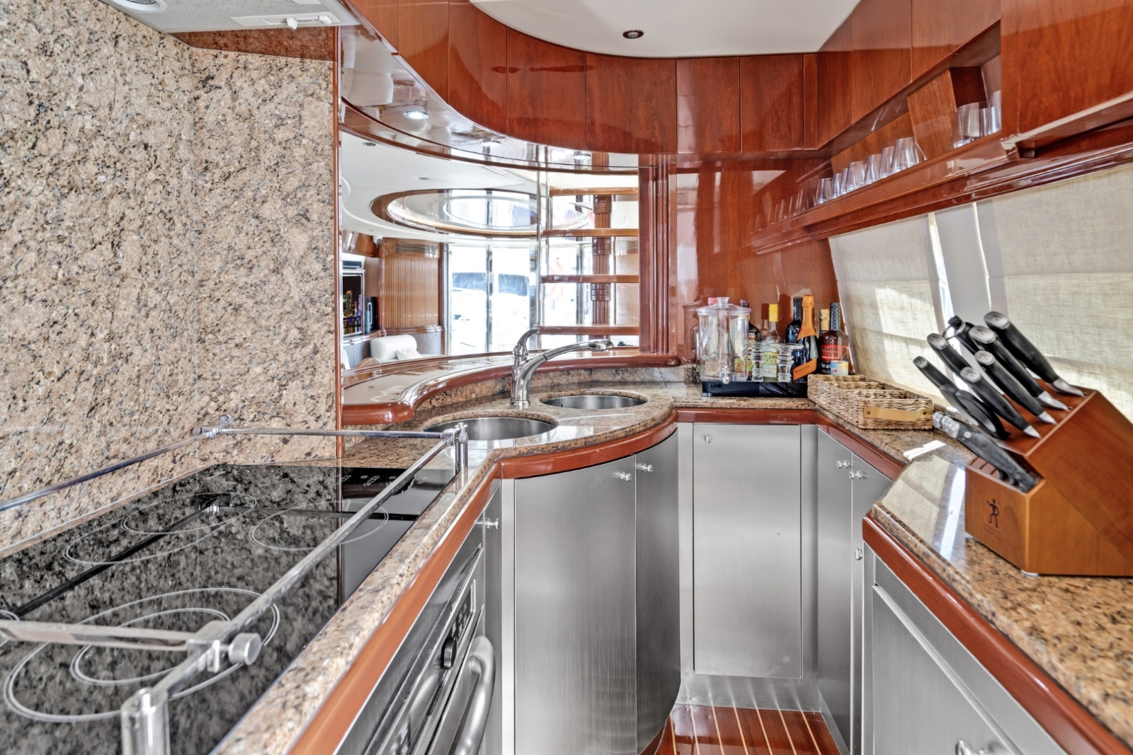 90' Azimut A yacht charter Miami photo 5