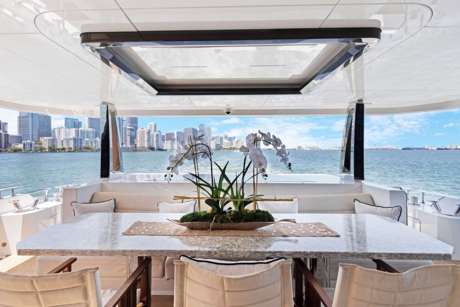 100' OC E yacht charter Miami photo 7