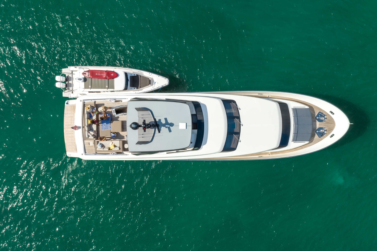100' San Lorenzo D yacht charter Miami photo 2