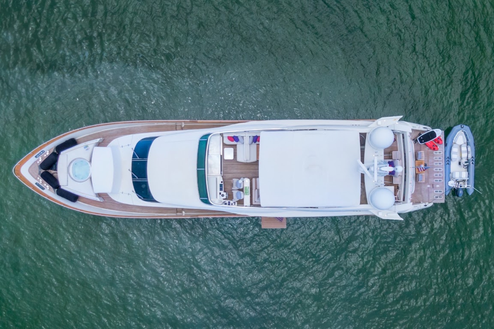 100' Casual yacht charter Miami photo 2
