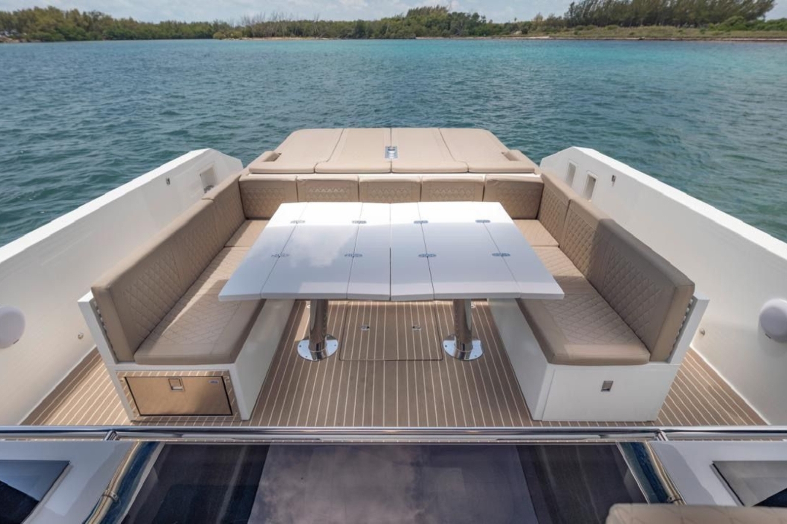 42' De Antonio yacht charter Miami photo 3