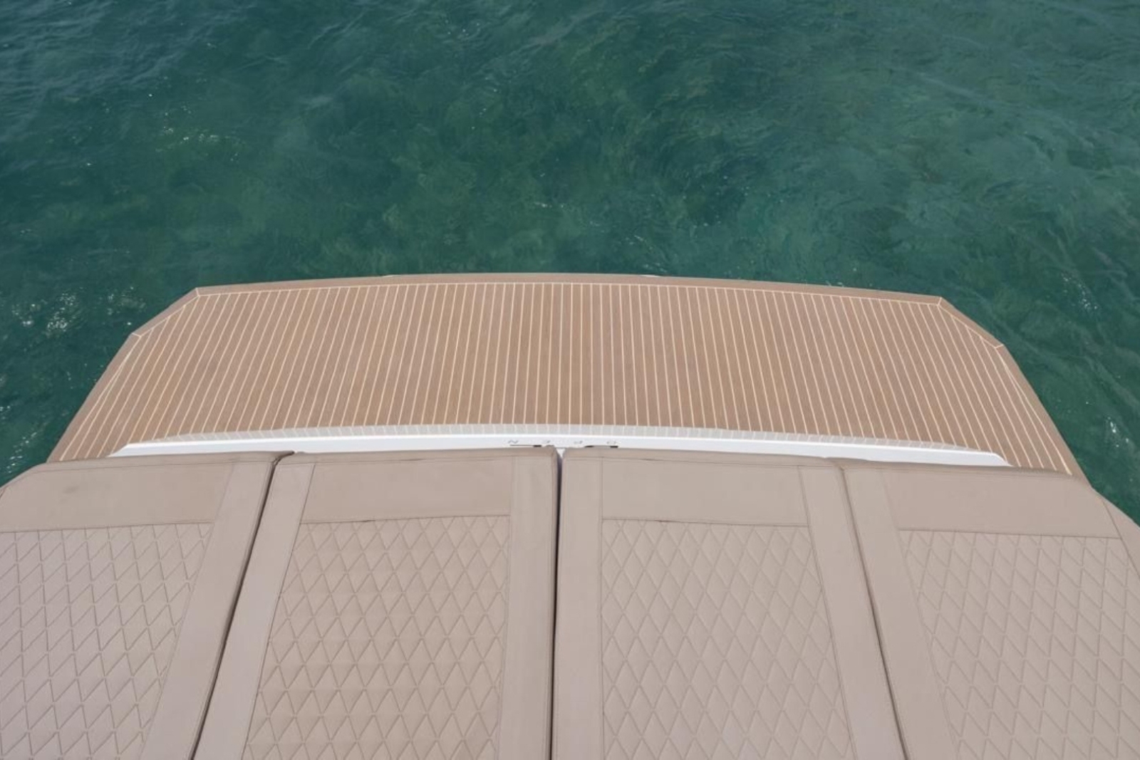 42' De Antonio yacht charter Miami photo 5