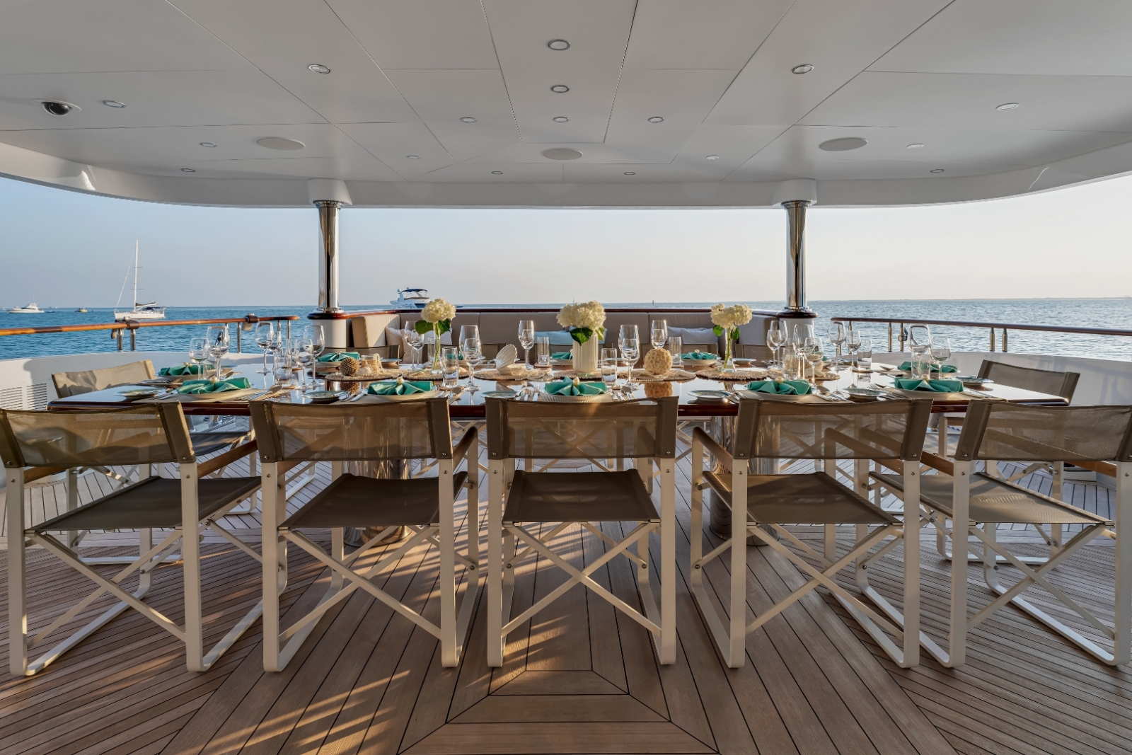 177' Trind yacht charter Miami photo 5