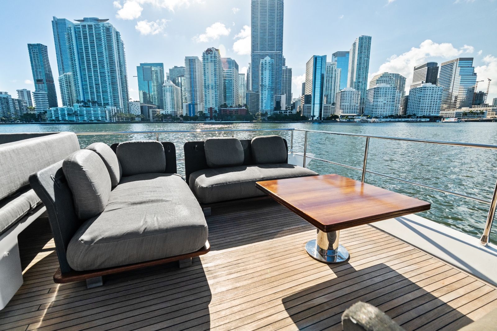 68' Azimut The 1 yacht charter Miami photo 4