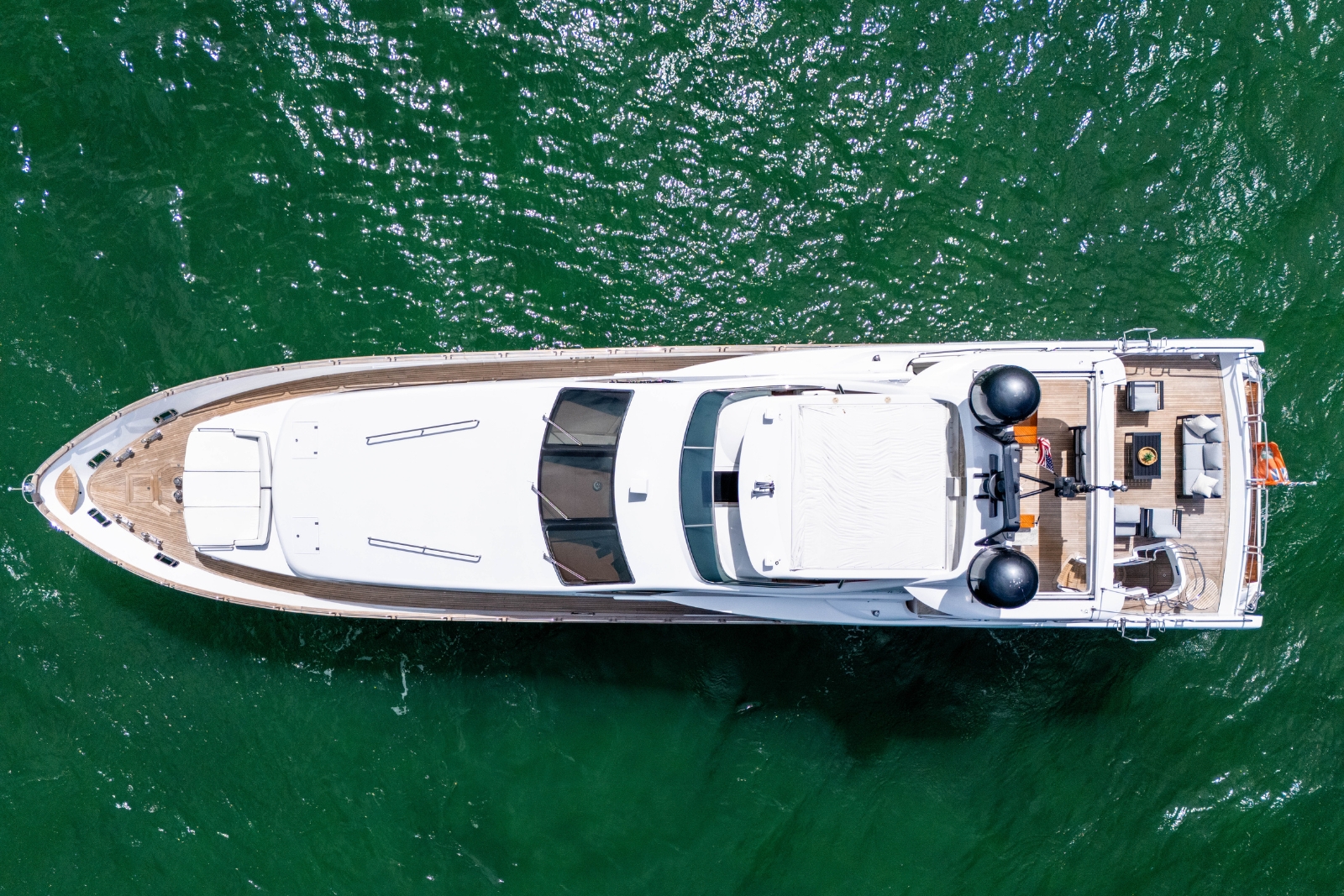 105' Azimut D yacht charter Miami photo 2