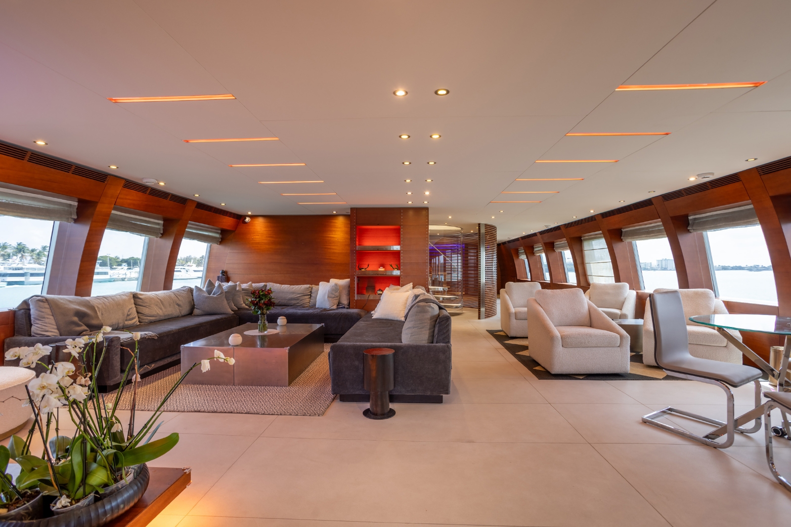 135' Baglietto yacht charter Miami photo 4