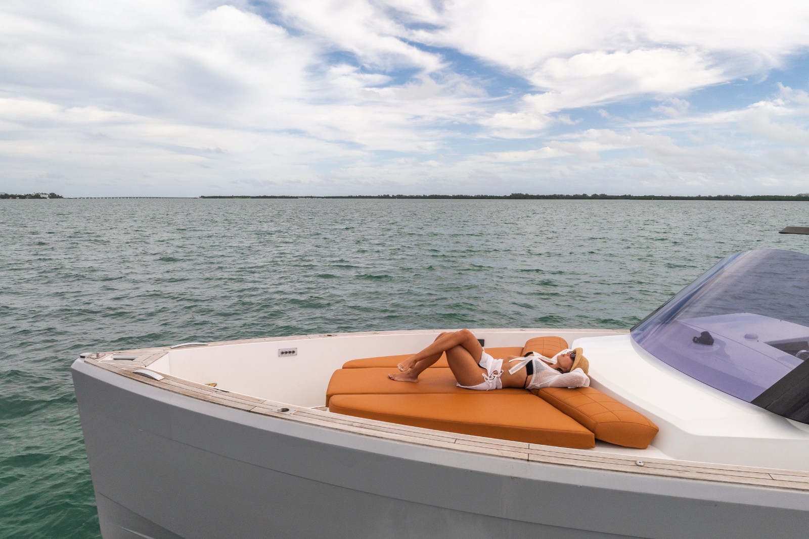 40' Fjord yacht charter Miami photo 2
