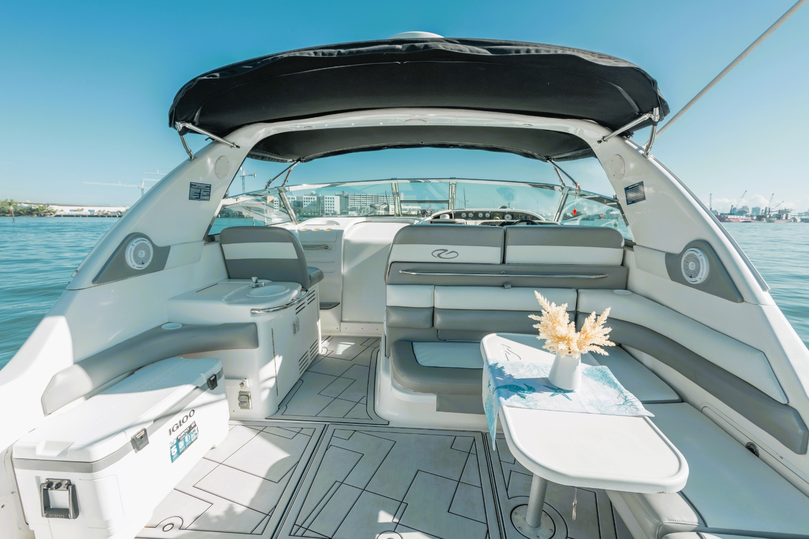 42' Sea Ray yacht charter Miami photo 5