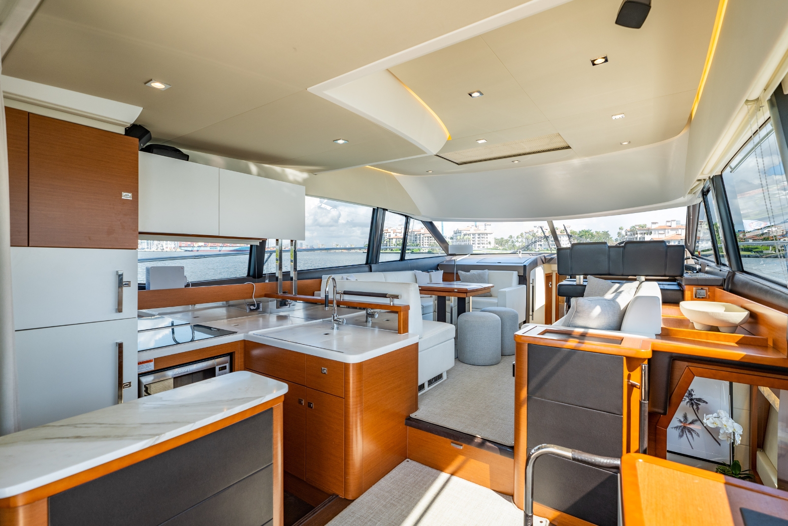 52' Prestige E yacht charter Miami photo 3