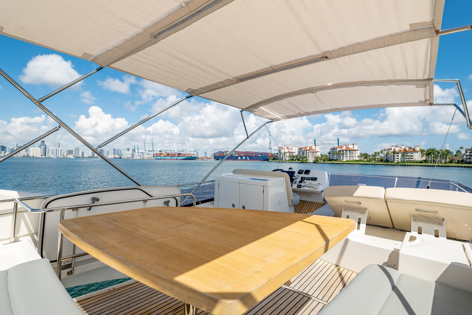 52' Prestige E yacht charter Miami photo 7