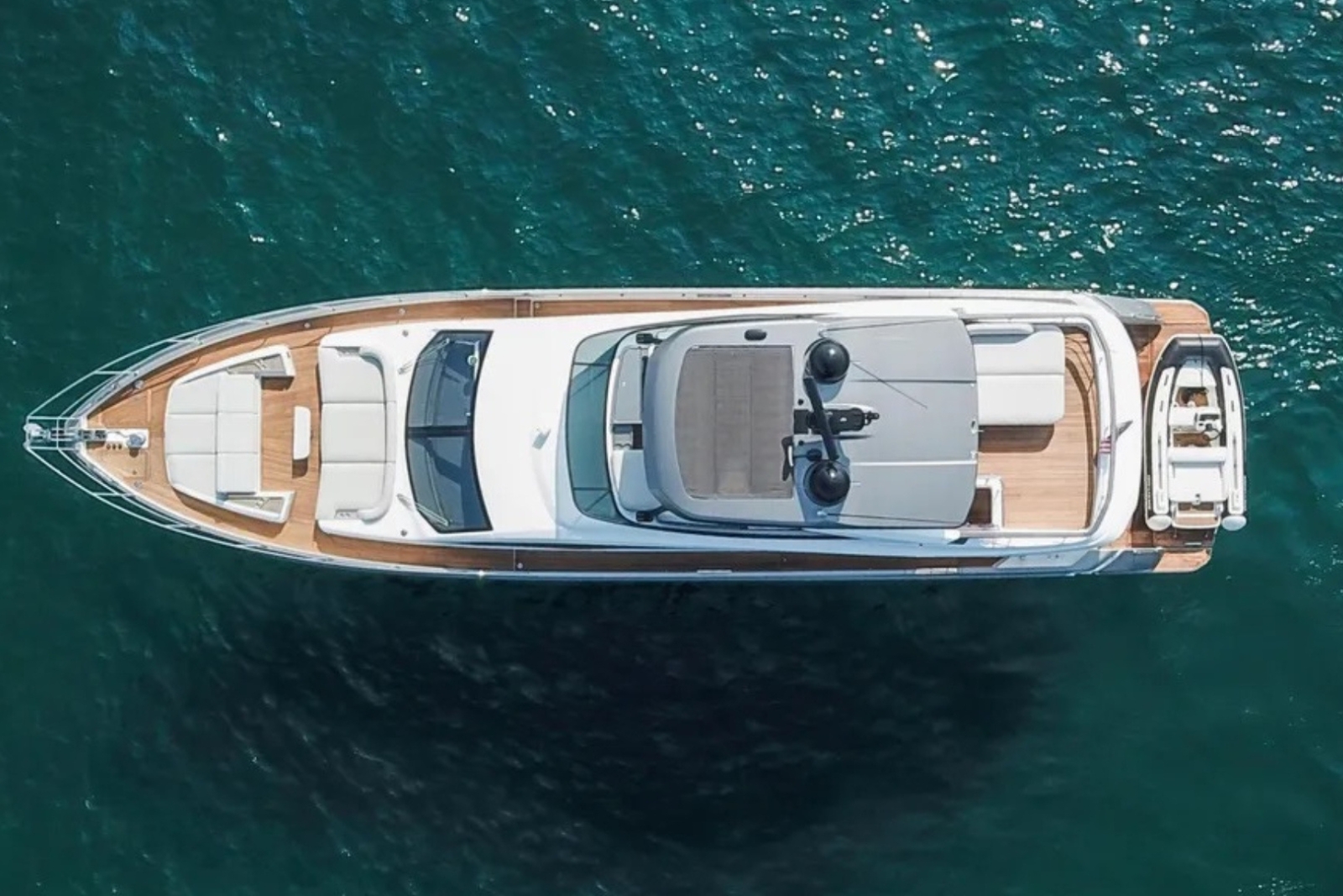 70' Azimut E 2023 yacht charter Miami photo 3