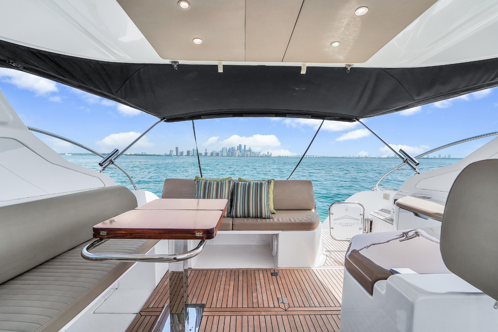 45' Azimut Roc yacht charter Miami photo 3