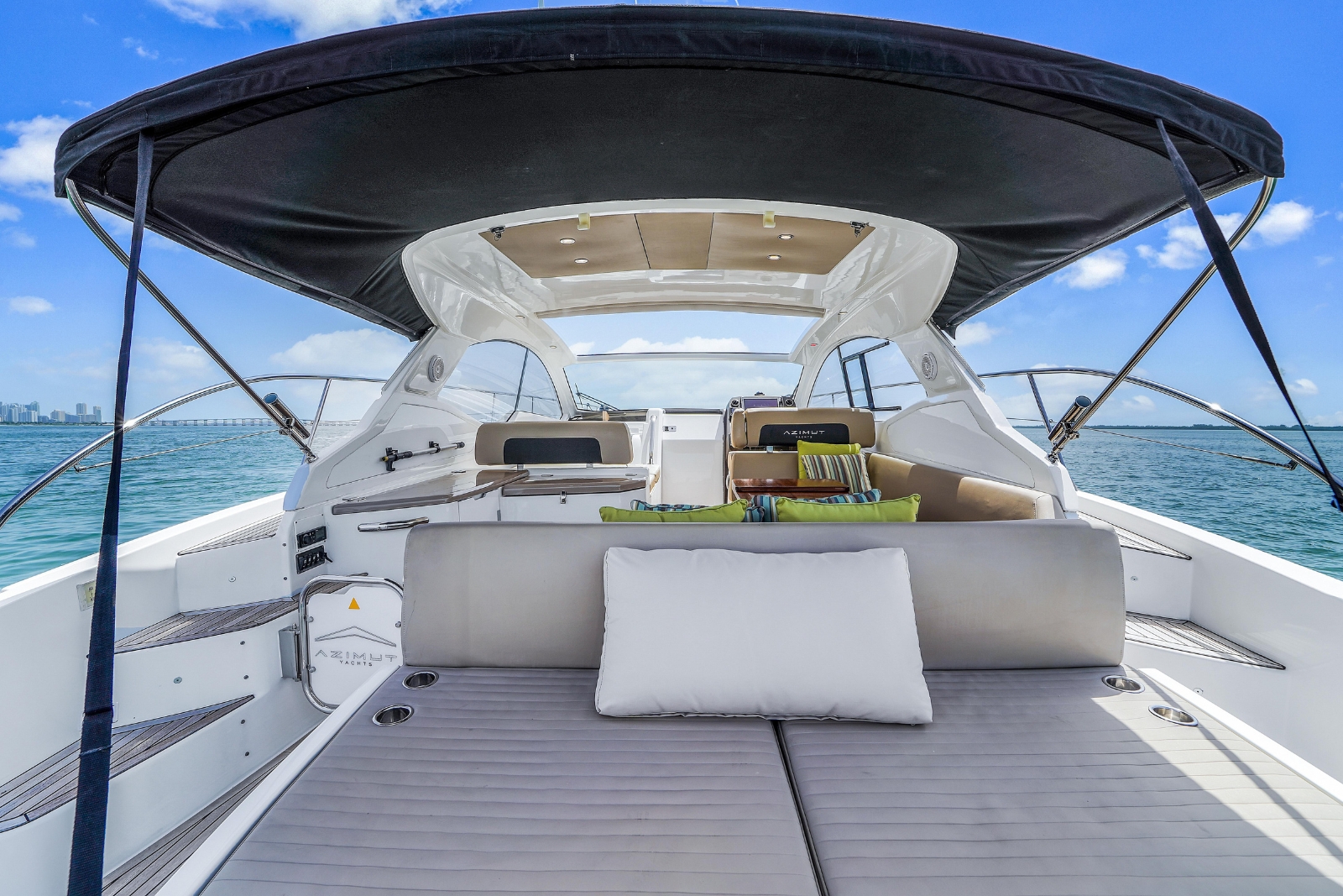 45' Azimut Roc yacht charter Miami photo 6