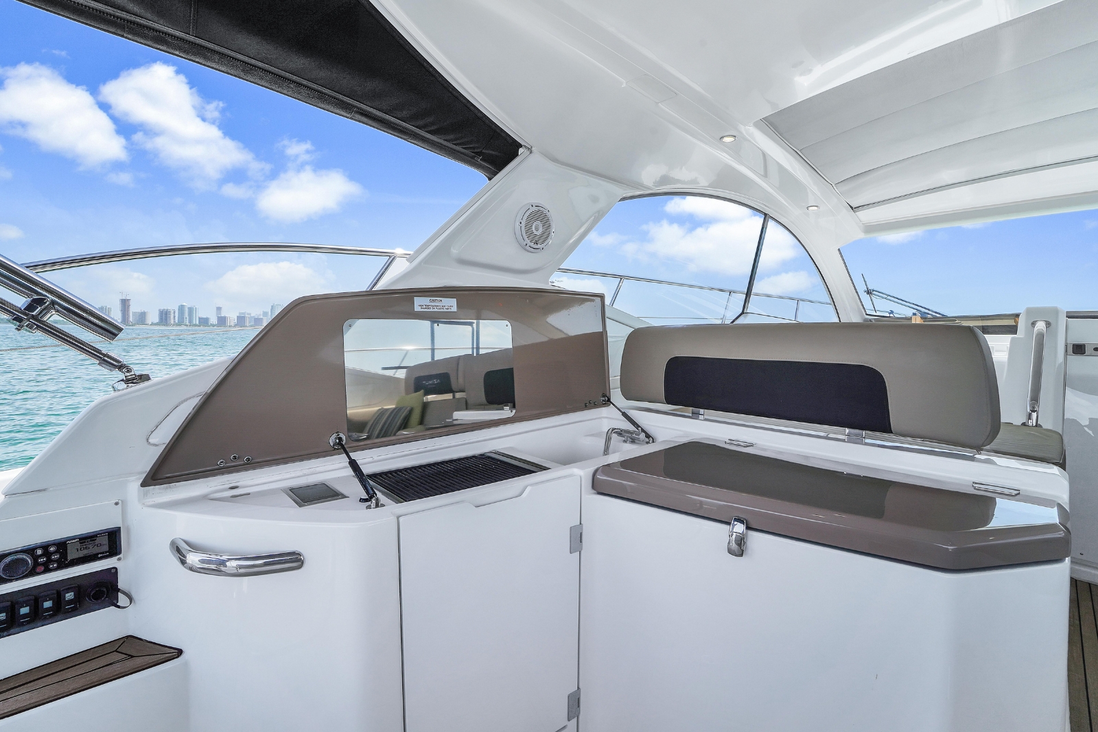 45' Azimut Roc yacht charter Miami photo 8