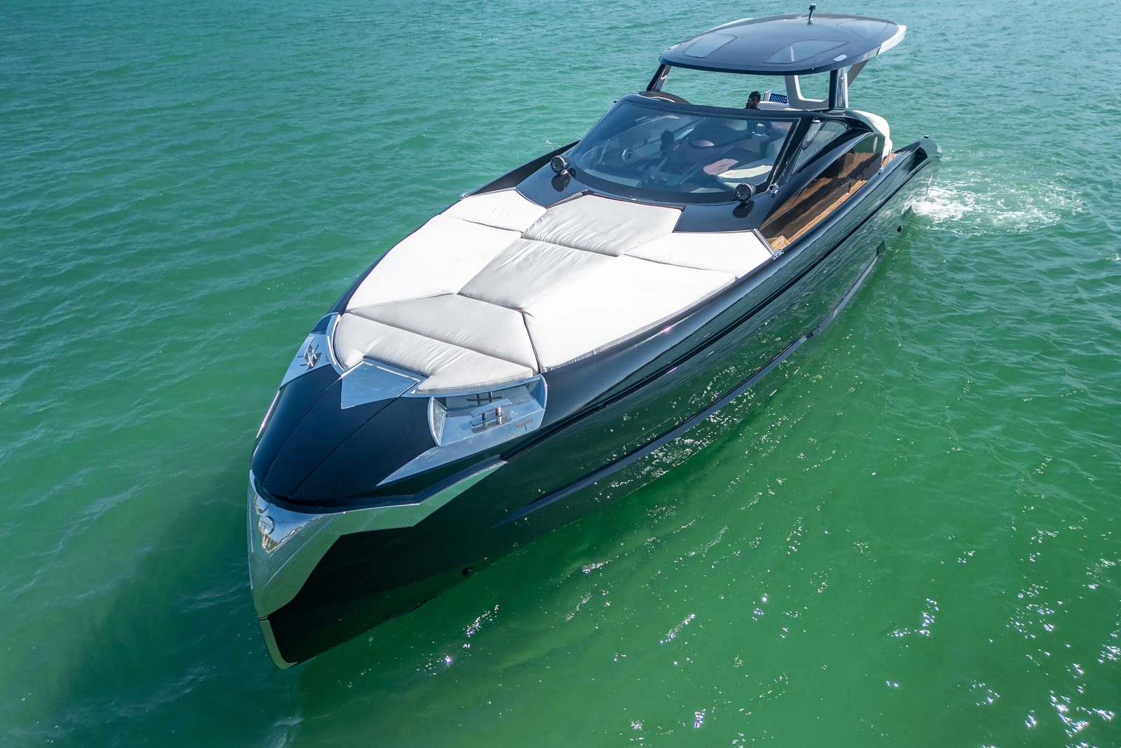 55' Techno yacht charter Miami photo 3