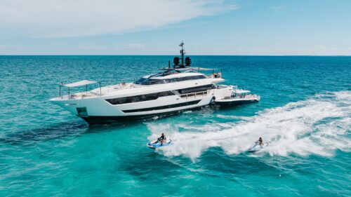 120FT FERRETTI CUSTOM LINE